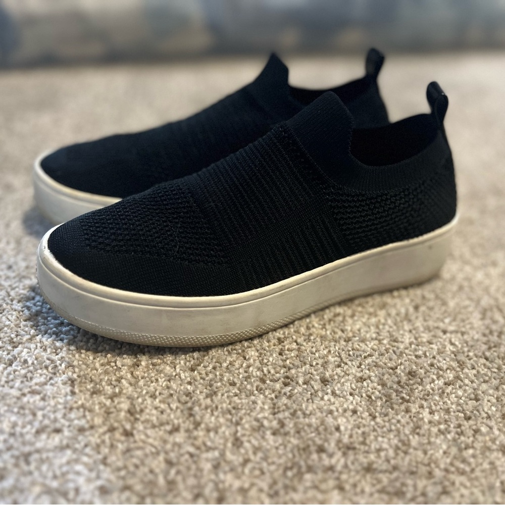 Steve Madden Platform Slip-Ons
